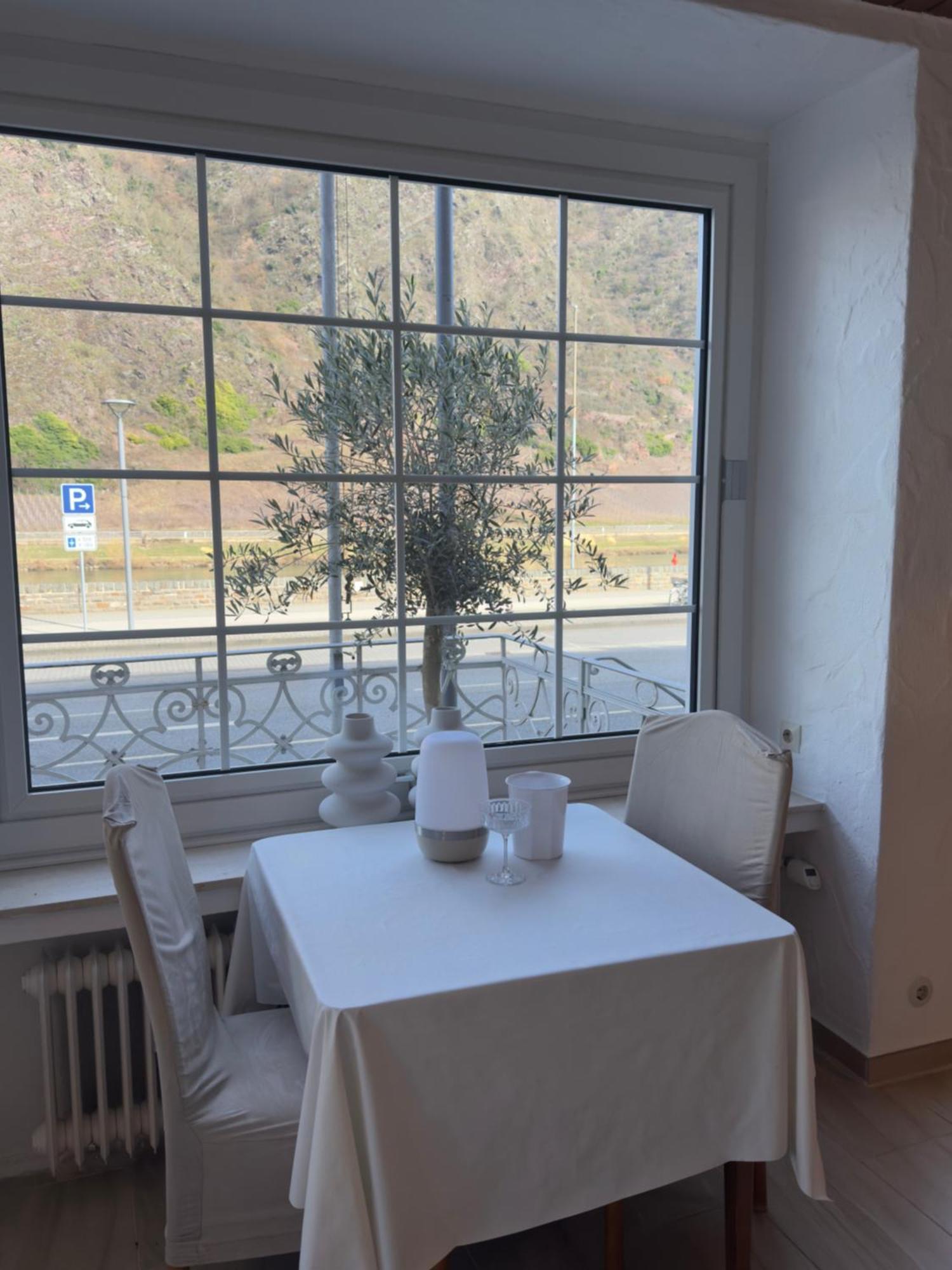 Hotel "Zur Schoenen Aussicht" Cochem Zewnętrze zdjęcie
