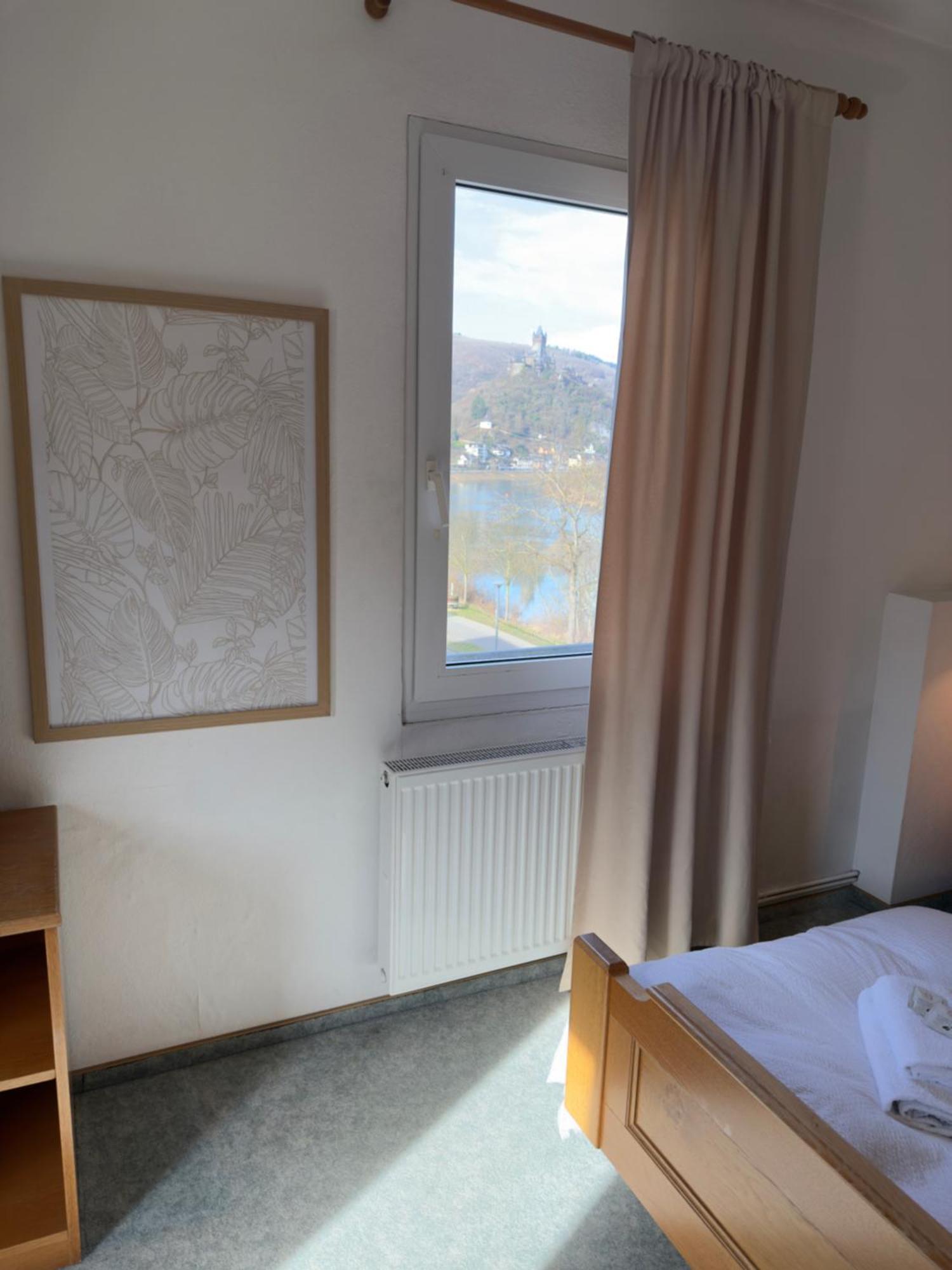 Hotel "Zur Schoenen Aussicht" Cochem Zewnętrze zdjęcie